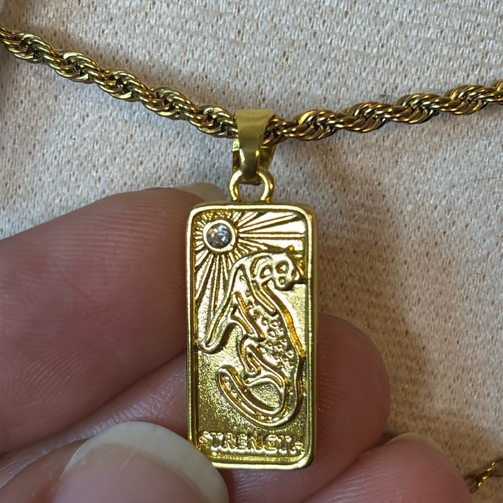 NEW Stainless Steel Tarot Card Pendant and Chain - Picture 3 of 6